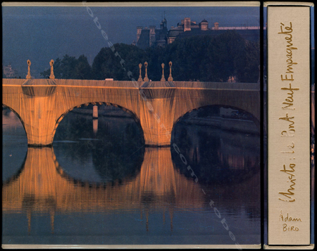 CHRISTO et Jeanne-Claude. Le Pont Neuf Empaquet, Paris 1975-1985. Paris, Adam Biro, 1990.